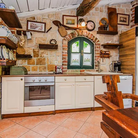 Holiday home Gordana By Interhome *