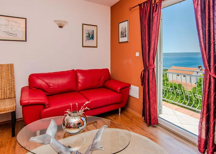 Holiday home Gordana By Interhome Maslenica