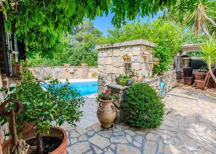 Holiday home Gordana By Interhome Maslenica